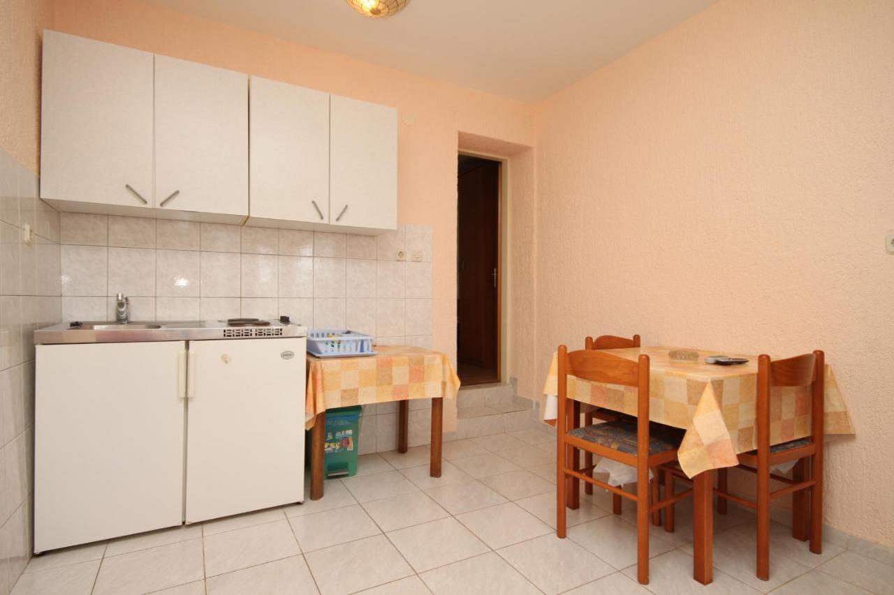 Apartments By The Sea Stara Novalja, Pag - 6469 Esterno foto